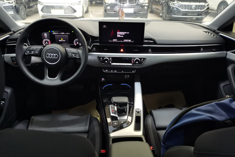 奥迪A5 2023款 Sportback 40 TFSI 时尚动感型中控内饰12