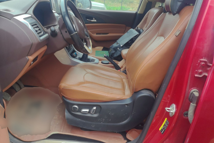 北汽幻速S7 2018款 1.5T 手动尊享型中控内饰19