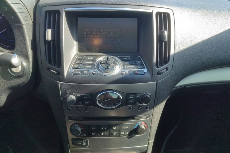 英菲尼迪G系 2013款 G25 Sedan 豪华运动版局部细节16