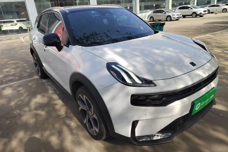 领克06 2023款 Remix 1.5T 劲Halo车身外观3