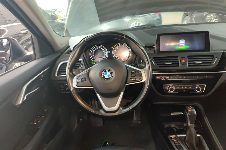 宝马1系 2018款 118i 运动型局部细节13