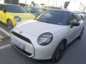 电动MINI COOPER 2024款 456km COOPER E 经典派