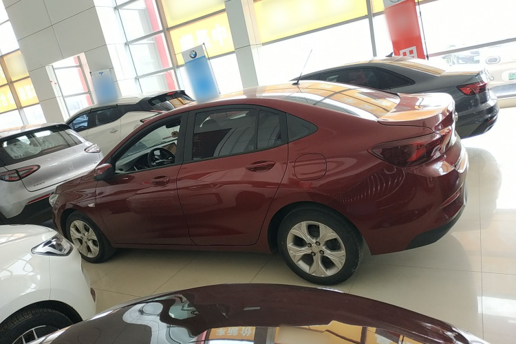 雪佛兰 科沃兹 2020款 325T 自动欣悦版车身外观4