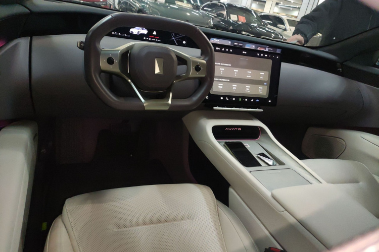 阿维塔12 2025款 Ultra增程版中控内饰12
