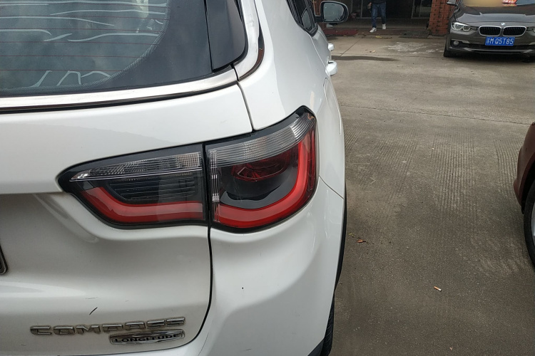 Jeep 指南者 2017款 200T 自动家享版车身外观9