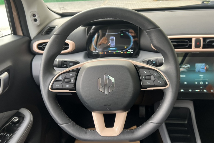 零跑汽车 零跑T03 2021款 400豪华Pro版中控内饰7002