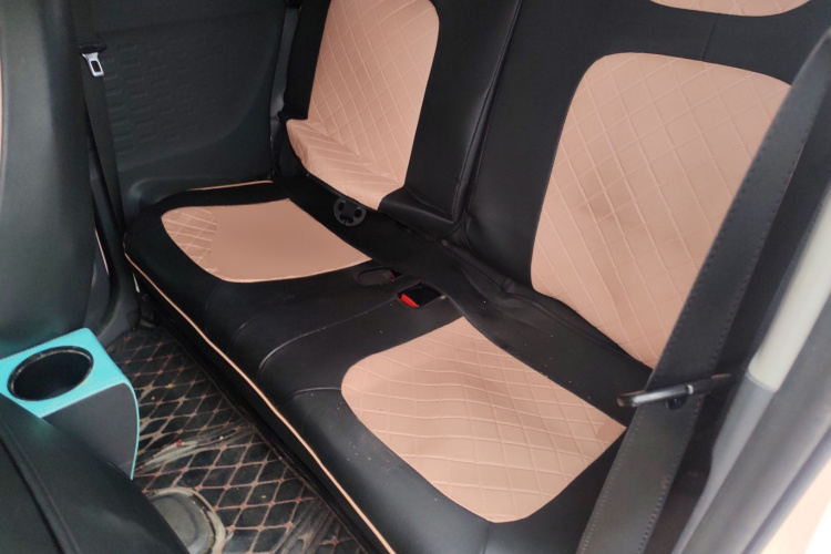 五菱汽车 宏光MINIEV 2021款 马卡龙臻享款 三元锂中控内饰21