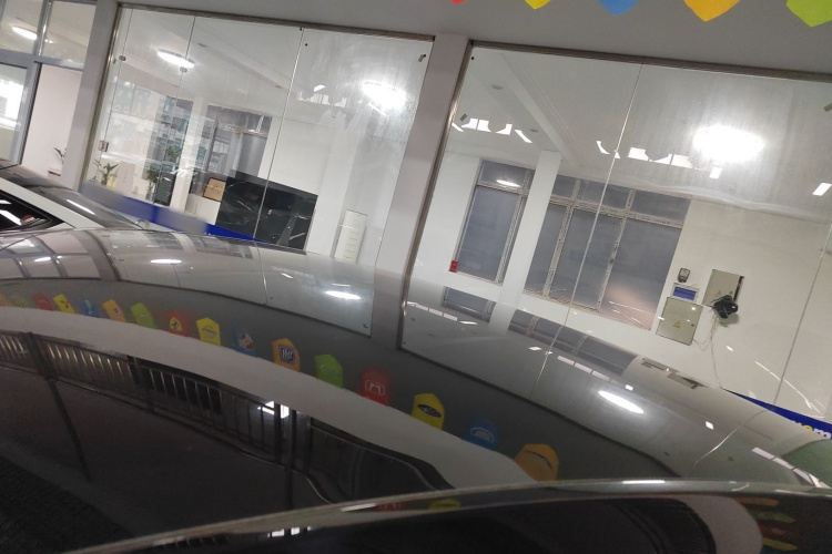 特斯拉 Model Y 2023款 后轮驱动版局部细节57