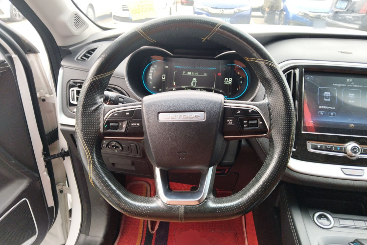 捷途X70M 2021款 1.5T DCT豪华伙伴型 5座中控内饰13