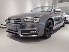 奥迪S5 2012款 S5 3.0T Cabriolet