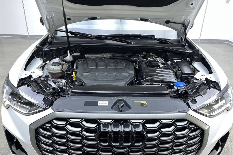 奥迪Q3 Sportback 2024款 40 TFSI 时尚型中控内饰7007