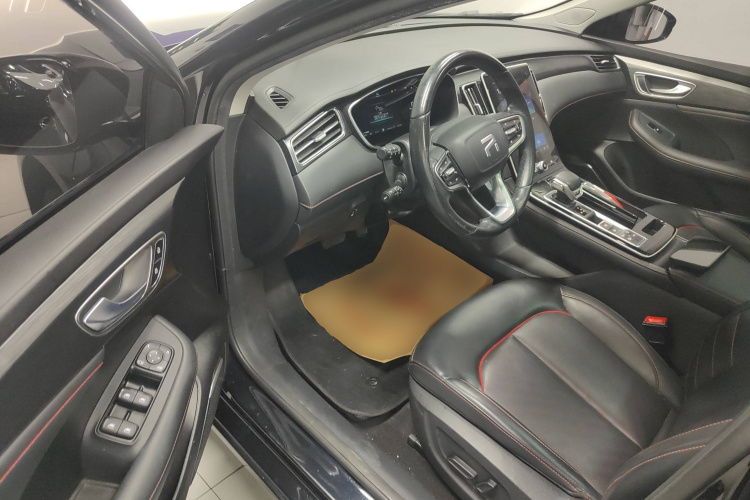 飞凡汽车 飞凡ER6 2021款 新动版 520km 智领版中控内饰7003