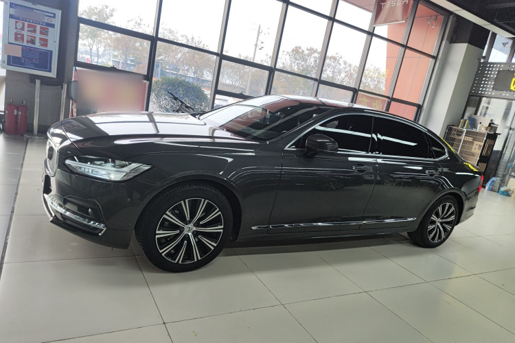 沃尔沃S90 2021款 B5 智远豪华版车身外观4