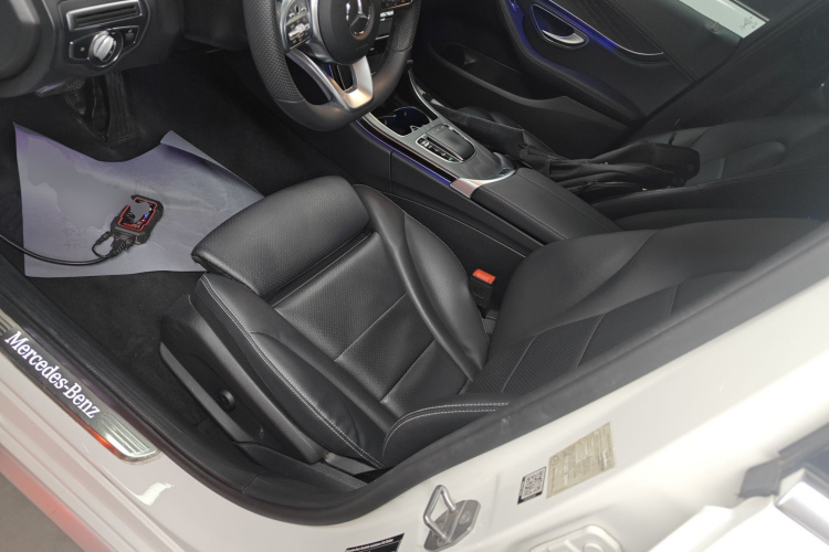 奔驰C级 2020款 改款 C 200 L 时尚型运动版中控内饰19