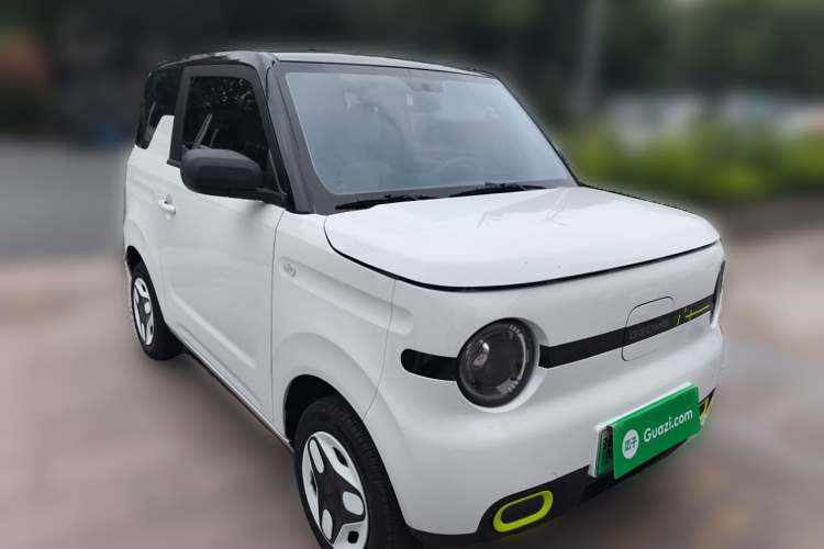 吉利银河 熊猫 2025款 210km 元气熊车身外观3