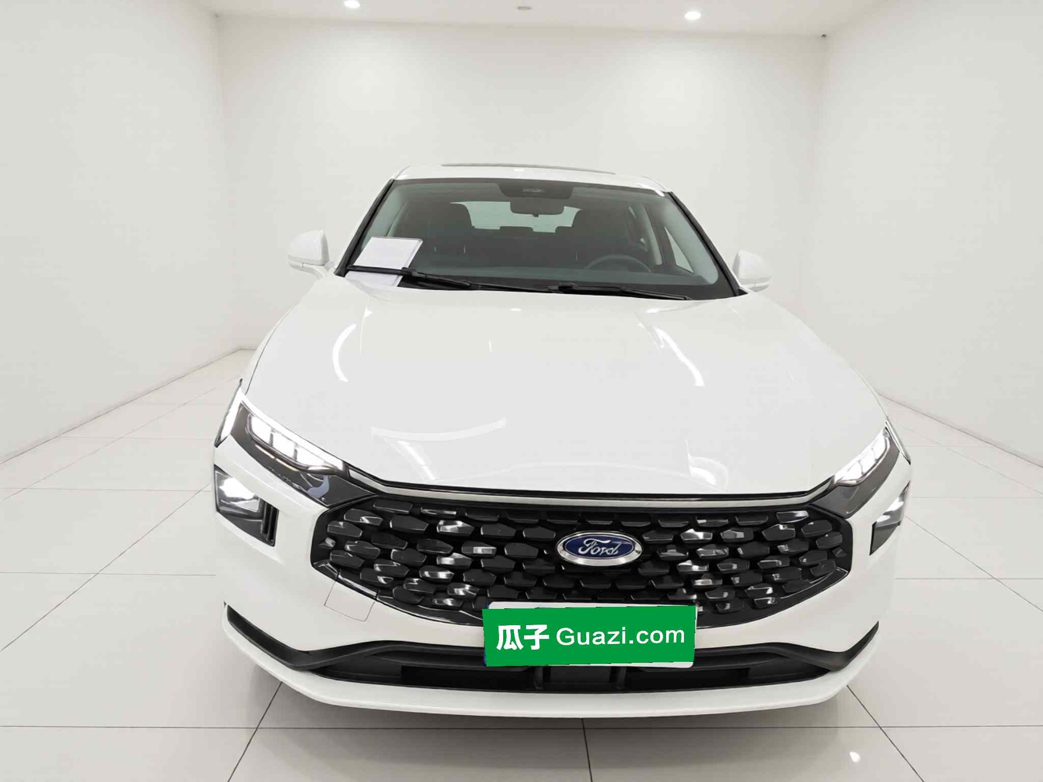 福特 蒙迪欧 2025款 1.5T EcoBoost 豪华型(1)