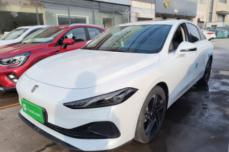 荣威D7 2023款 DMH 125km 超越版