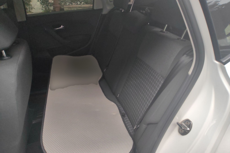 大众 Polo 2016款 1.6L 自动舒适型中控内饰21