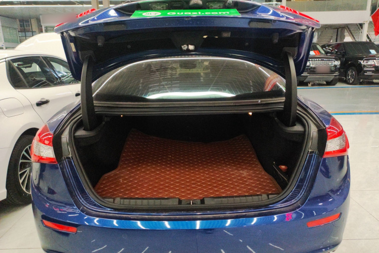 玛莎拉蒂 Ghibli 2017款 3.0T 标准版局部细节23