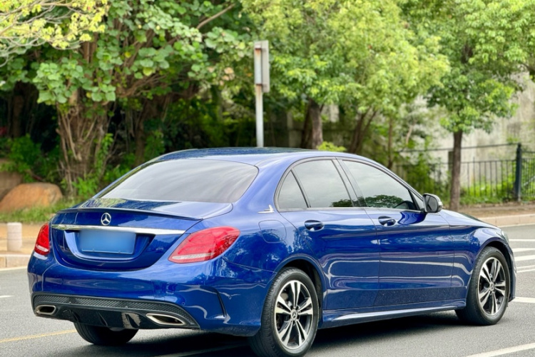 奔驰C级 2018款 C 200 运动版车身外观6009