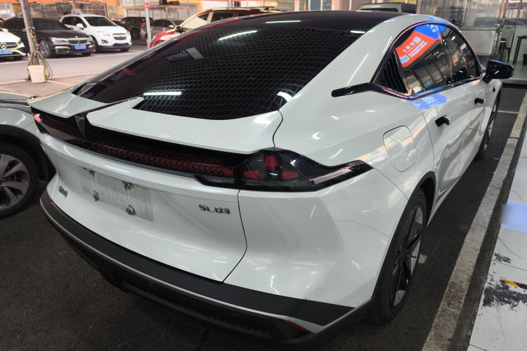 深蓝汽车 深蓝SL03 2023款 515MAX纯电版车身外观7