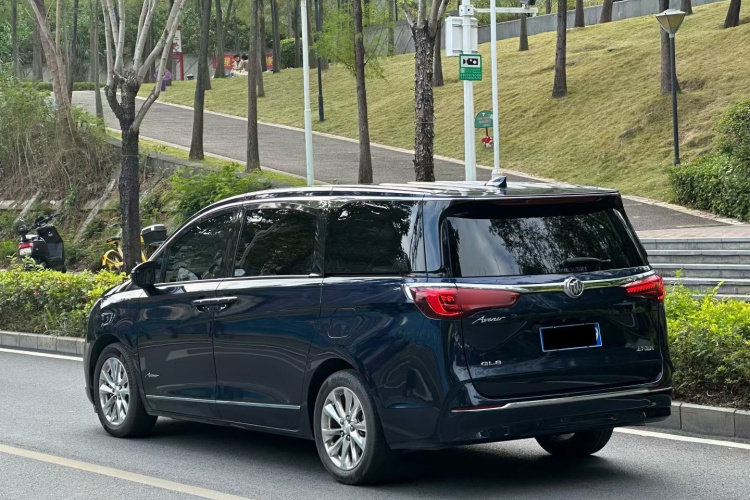 别克GL8 2020款 Avenir艾维亚 四座尊礼版车身外观6004