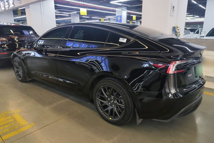 特斯拉 Model 3 2023款 后轮驱动版车身外观6003