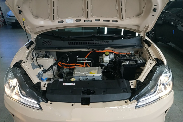 哪吒汽车 哪吒AYA 2023款 401 Lite局部细节24