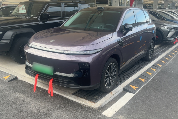 零跑汽车 零跑B10 2025款 510悦享版车身外观1