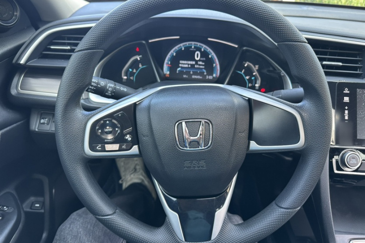 本田 思域 2019款 220TURBO 手动劲控版 国VI中控内饰7004