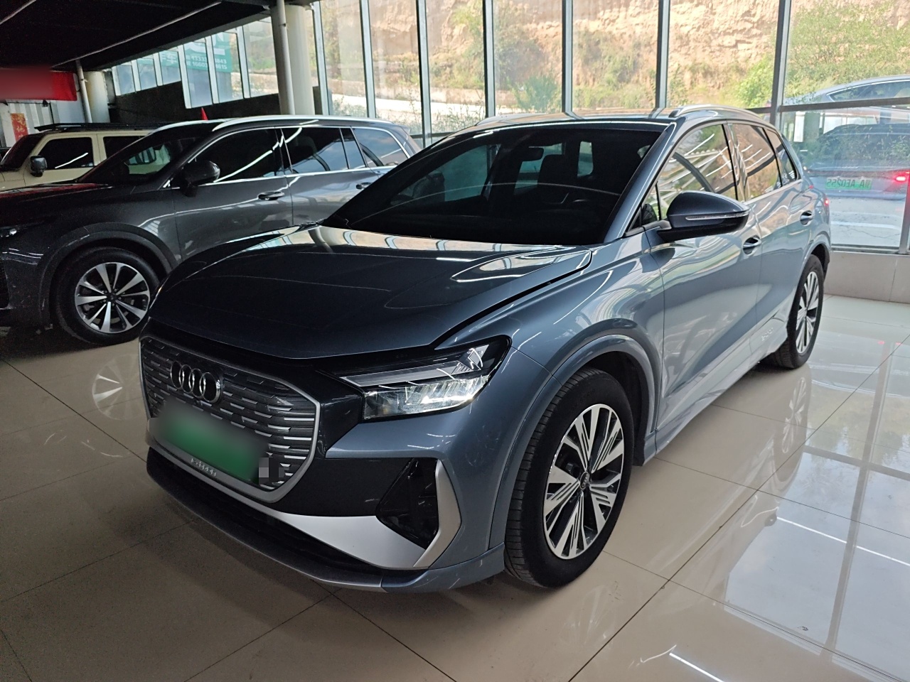 奥迪Q4 e-tron 2023款 40 e-tron 创行版