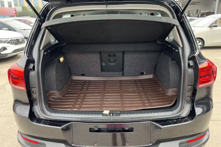 大众 途观 2015款 1.8TSI 自动两驱舒适版中控内饰7004