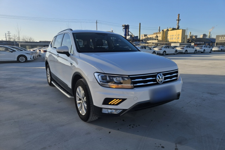 大众 途观L 2017款 330TSI 自动两驱风尚版车身外观6002