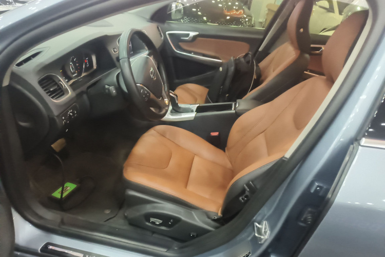 沃尔沃S60 2018款 S60L T4 智远版局部细节19