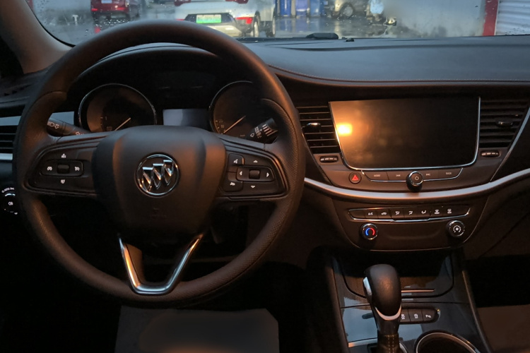 别克 威朗 2020款 20T CVT领先型中控内饰7004