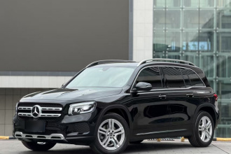 奔驰GLB 2022款 改款 GLB 200 动感型