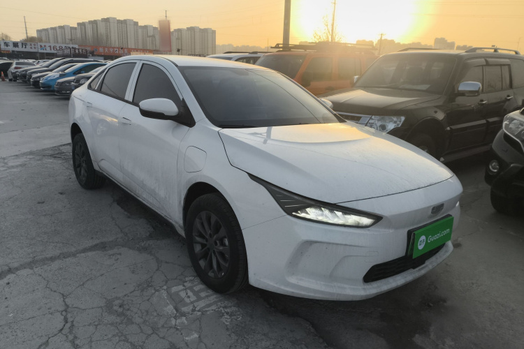 吉利几何A 2024款 500KM 出行版车身外观6002