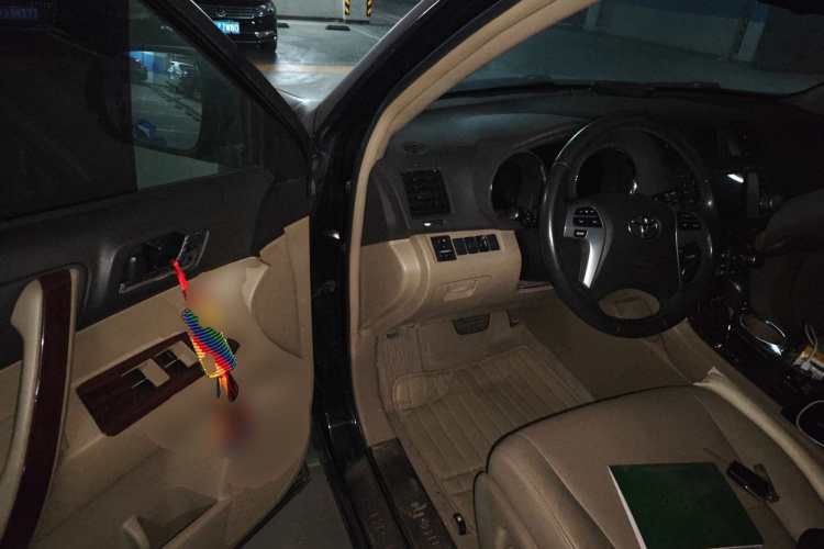 丰田 汉兰达 2012款 2.7L 两驱7座豪华版中控内饰20