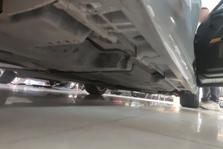 雷克萨斯ES 2021款 200 卓越版局部细节9001