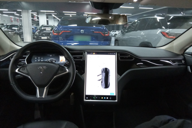 特斯拉 2014款 Model S 85中控内饰12