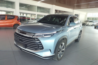 比亚迪 护卫舰07 2023款 DM-i 205KM 尊贵型