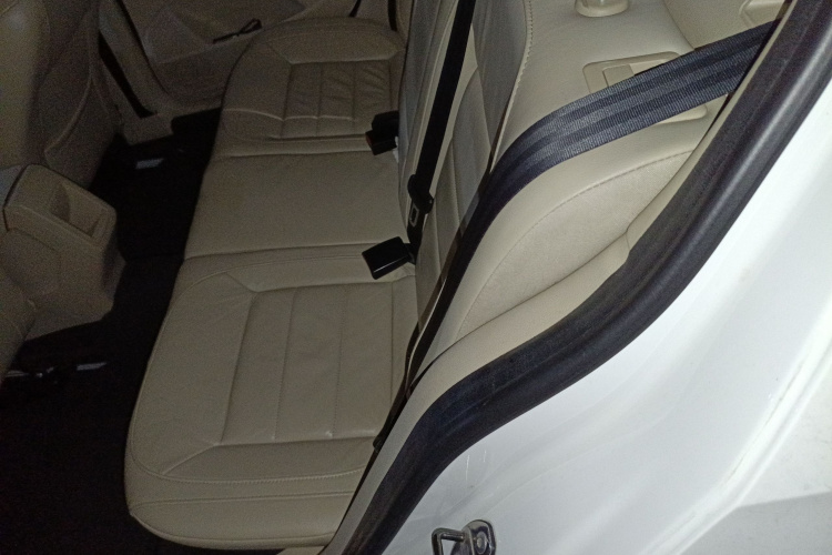 大众 朗逸 2013款 1.6L 自动舒适版中控内饰21