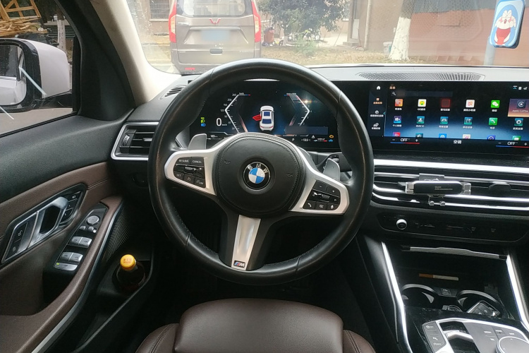 宝马3系 2023款 320Li M运动套装局部细节13