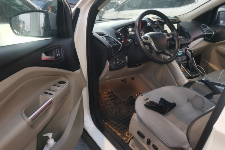 福特 翼虎 2013款 1.6L GTDi 四驱精英型中控内饰20