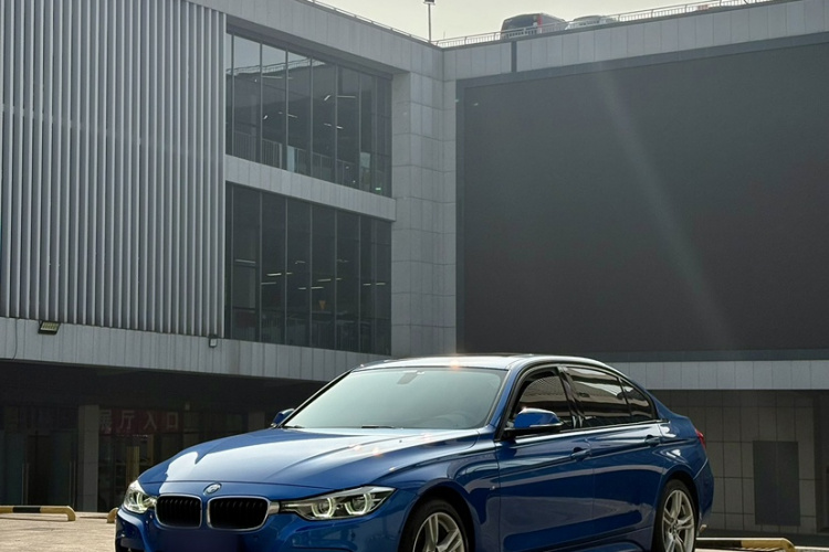 宝马3系 2019款 320Li M运动套装车身外观6006