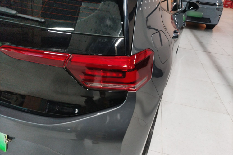 大众ID.3 2023款 纯净智享版车身外观9