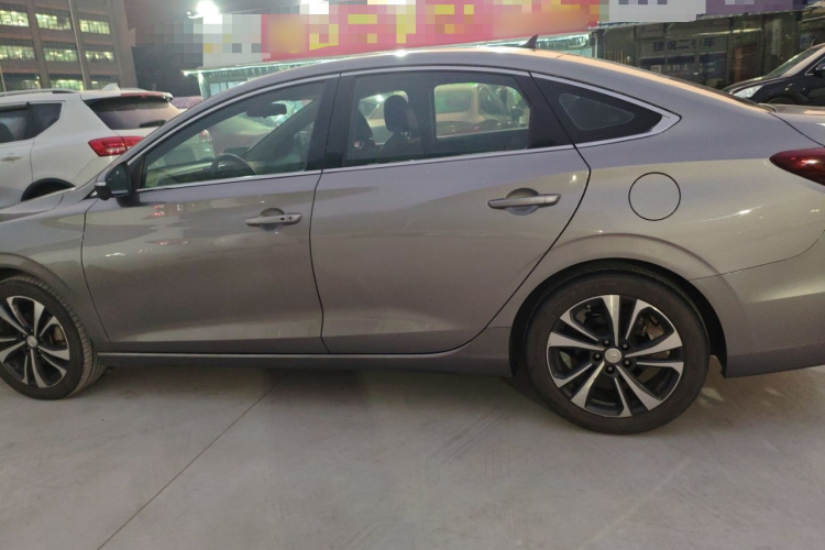 长安 逸动 2020款 PLUS 蓝鲸NE 1.4T GDI DCT旗舰型车身外观6003