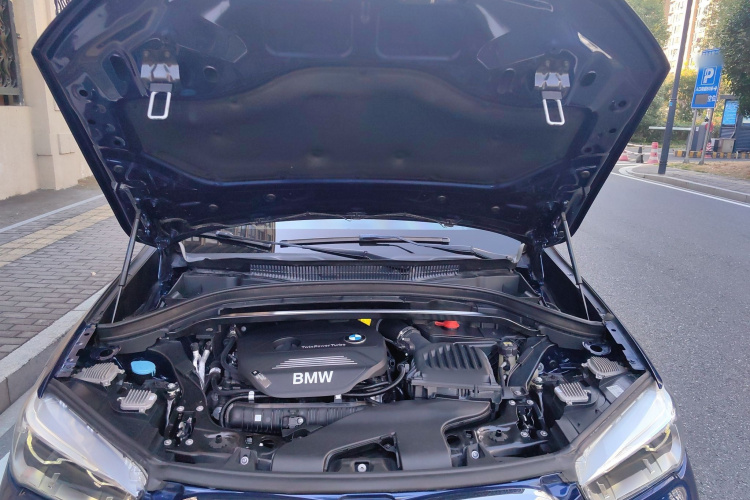 宝马X1 2019款 xDrive20Li 尊享型局部细节24