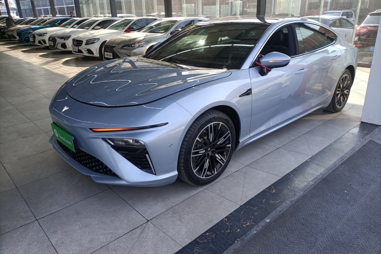 哪吒汽车 哪吒S 2022款 增程版 1160km 后驱小版车身外观6003