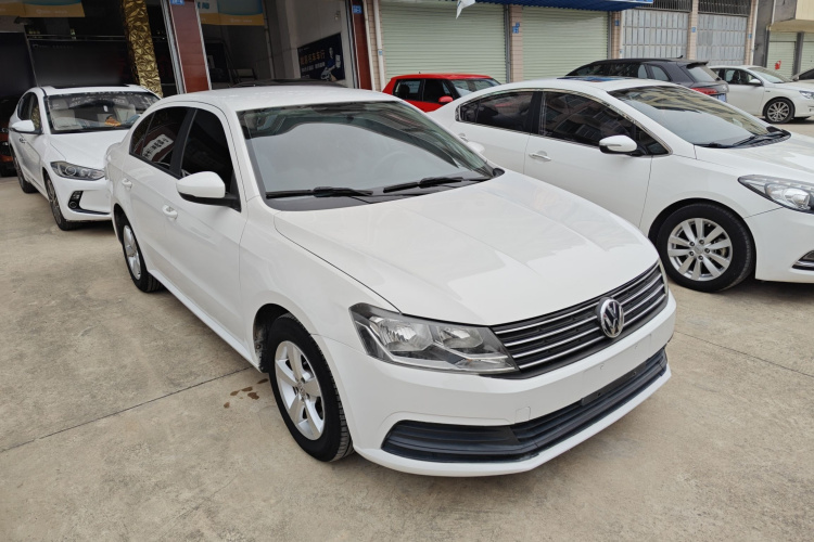 大众 朗逸 2015款 1.6L 手动风尚版车身外观3